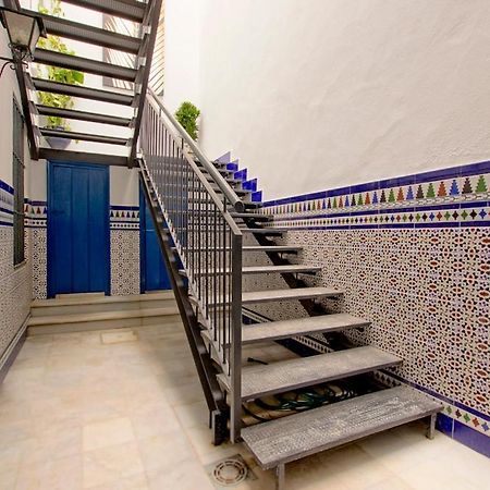 Hostel Trotamundos Севилья Экстерьер фото
