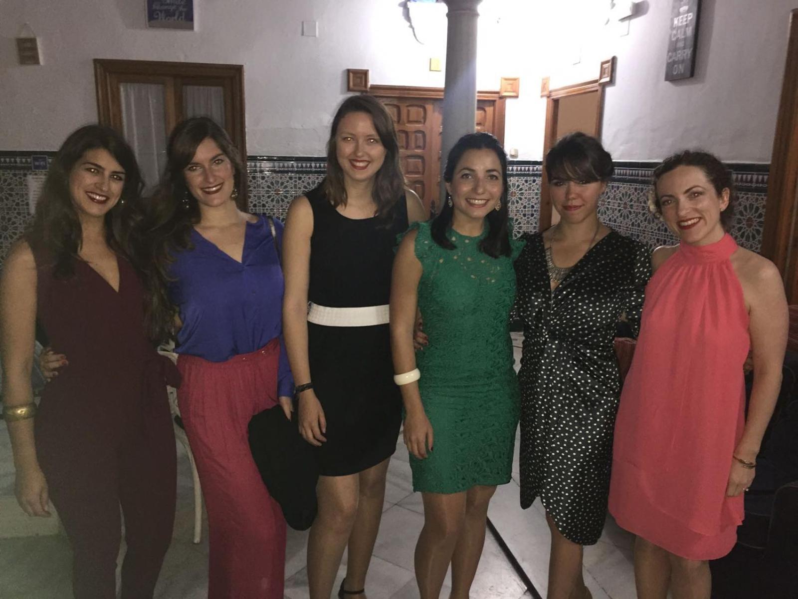 Hostel Trotamundos Севилья Экстерьер фото